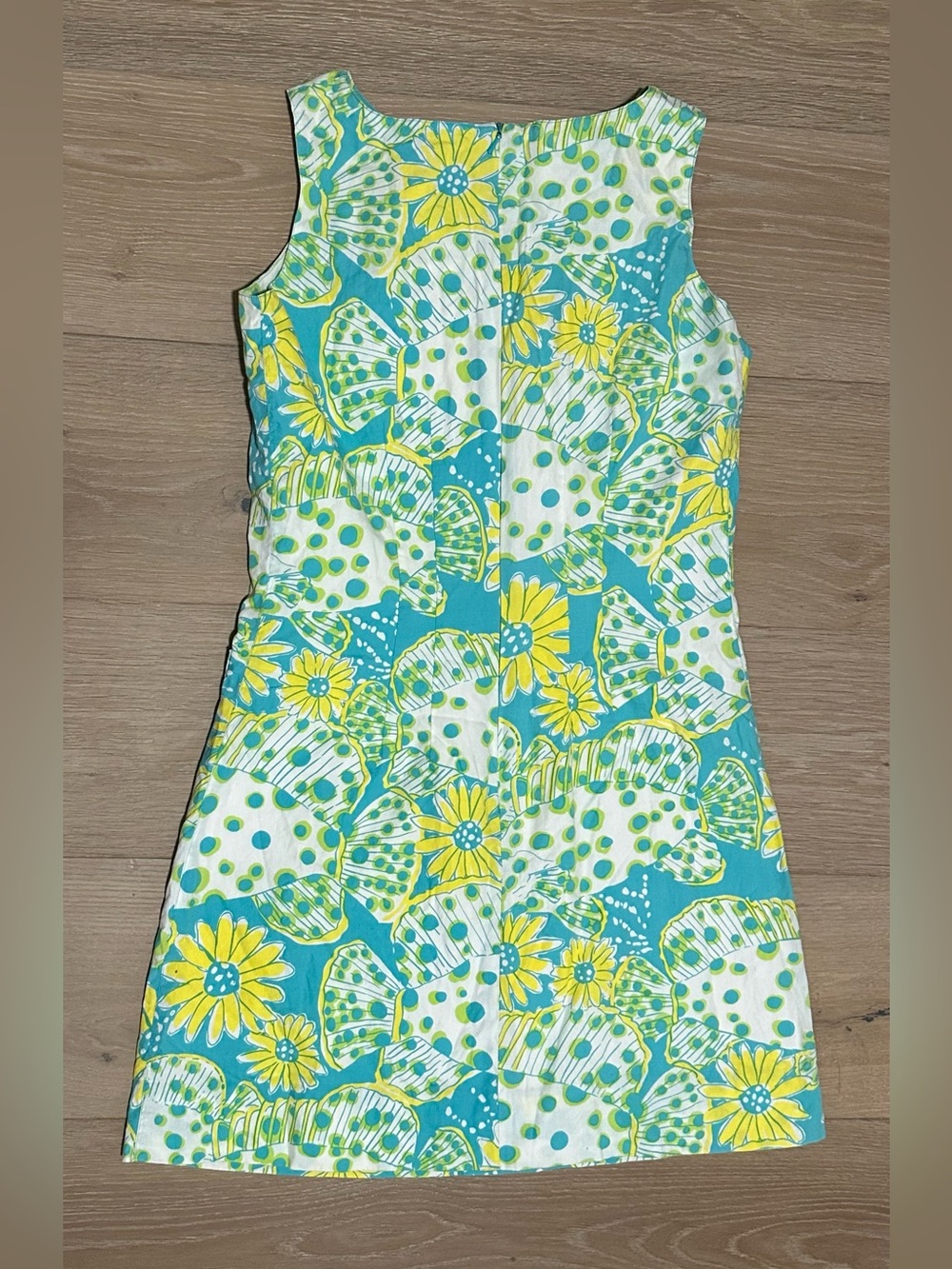 Vintage Lilly Pulitzer Dress in Big Fish Print. Size XS - Picture 3 of 12